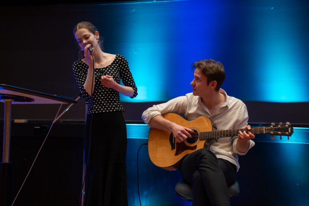 Emma Berge Sangolt og Roger Amundsen Soul & Strings-09676